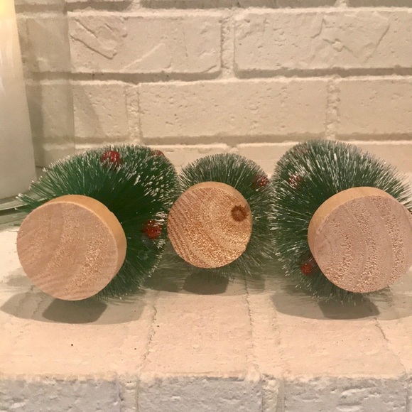Set of 3 Bottle Brush Christmas Tree - Picture 11 of 12